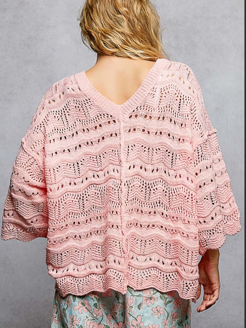 228 ❤️POL crochet V neck oversized sweater - Picture 4 of 5
